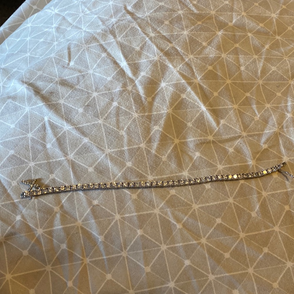 Cubic bracelet w tiny cross!